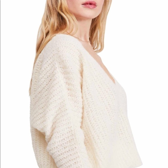 Free People Moonbeam Alpaca Blend V neck Sweater Size Large - Picture 4 of 11
